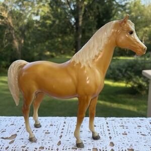Vintage Breyer Horse Family #5 Hope Arabian Mare GOLDEN Palomino 1968-1987 Model